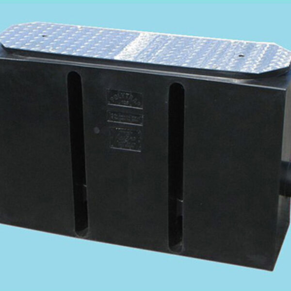 125L Plastic or Galvanized Lid Greasetrap